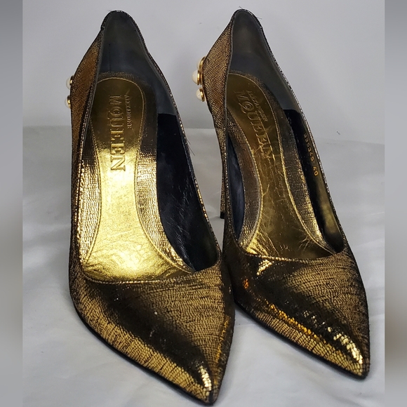 Alexander McQueen Size 40 Gold Metallic Pointed Toe Heels - Picture 12 of 12